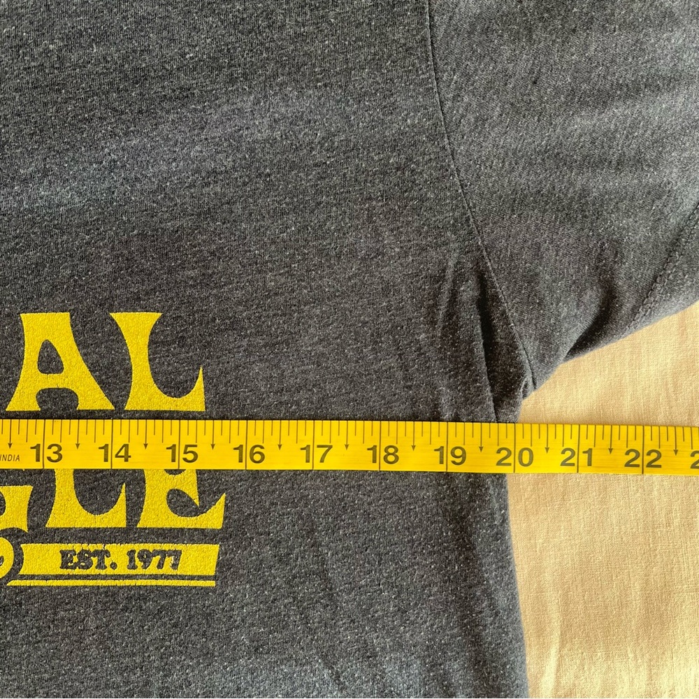 Three’s Company•Regal Beagle TShirt•Sz XL - Picture 4 of 9